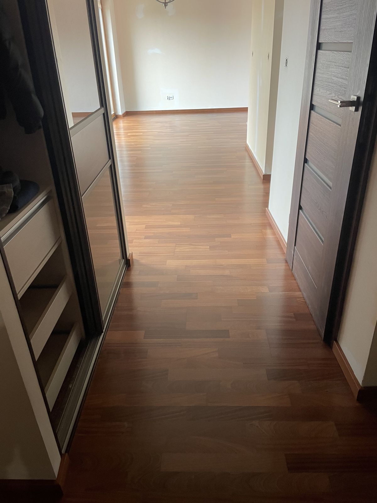 Merbau Cyklinowanie Lakierowanie I Wymiana Cokolow 07