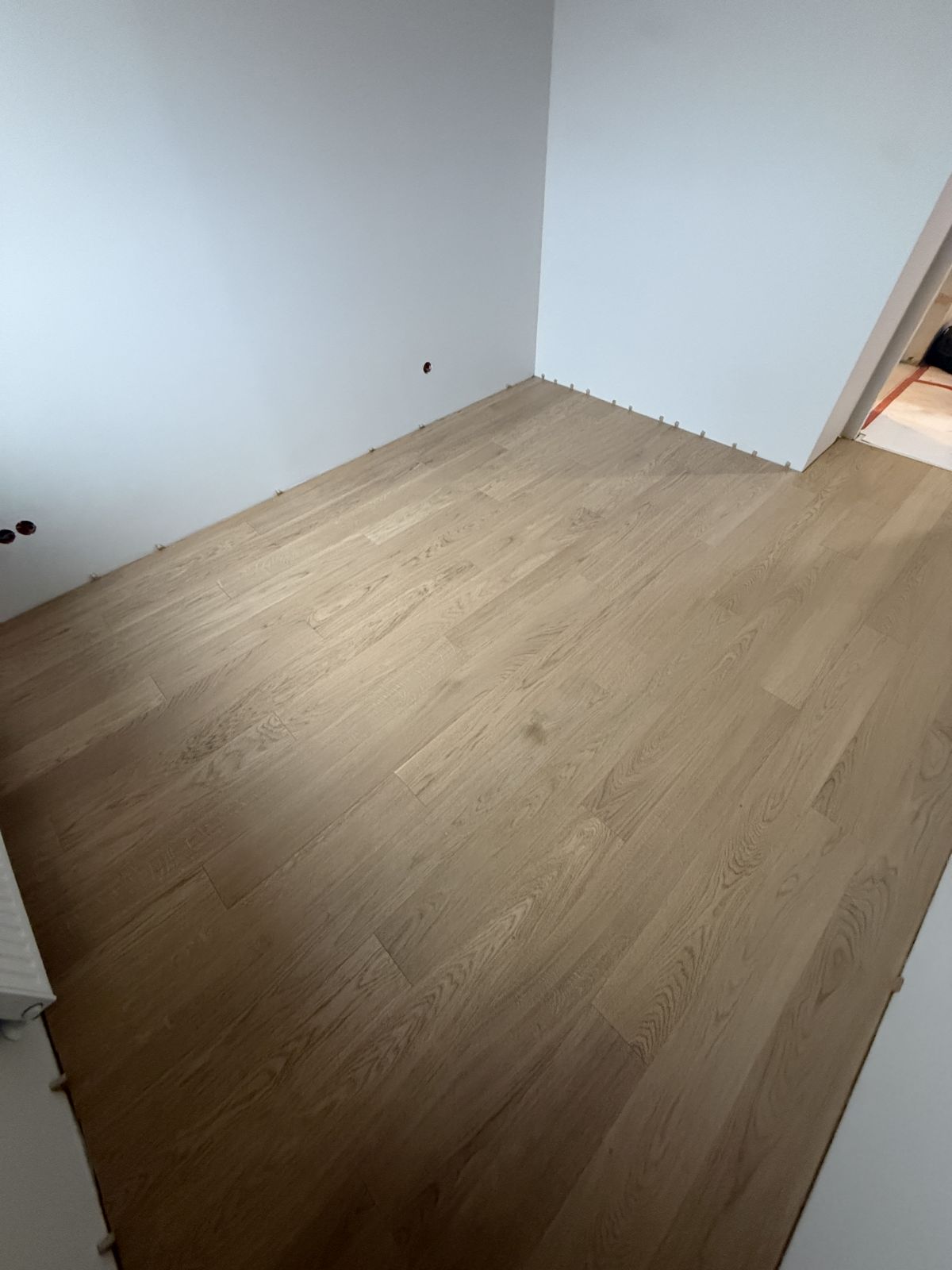 Deska Debowa Dwuwarstwowa Z Efektem Surowego Drewna 07