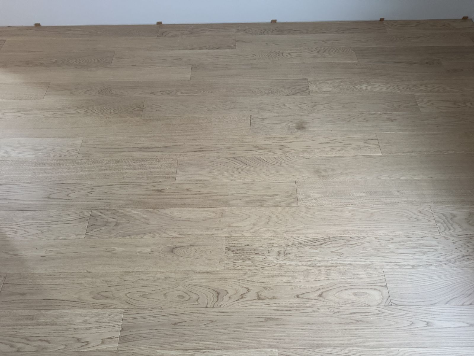 Deska Debowa Dwuwarstwowa Z Efektem Surowego Drewna 09