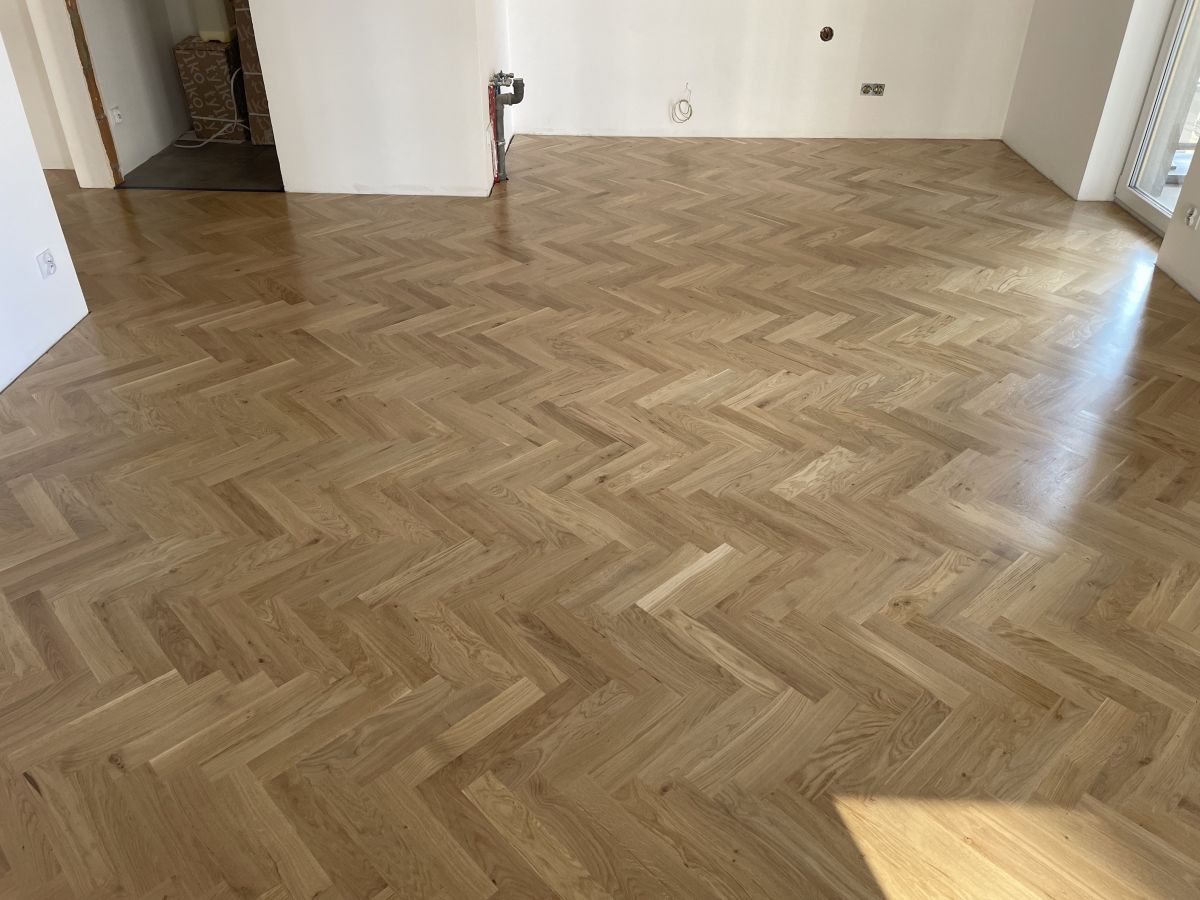 Klasyczna Debowa Jodelka 02