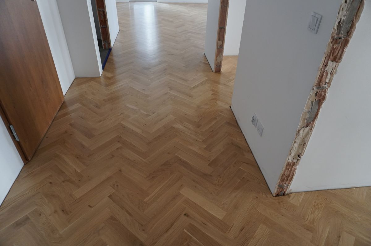 Klasyczna Debowa Jodelka 09