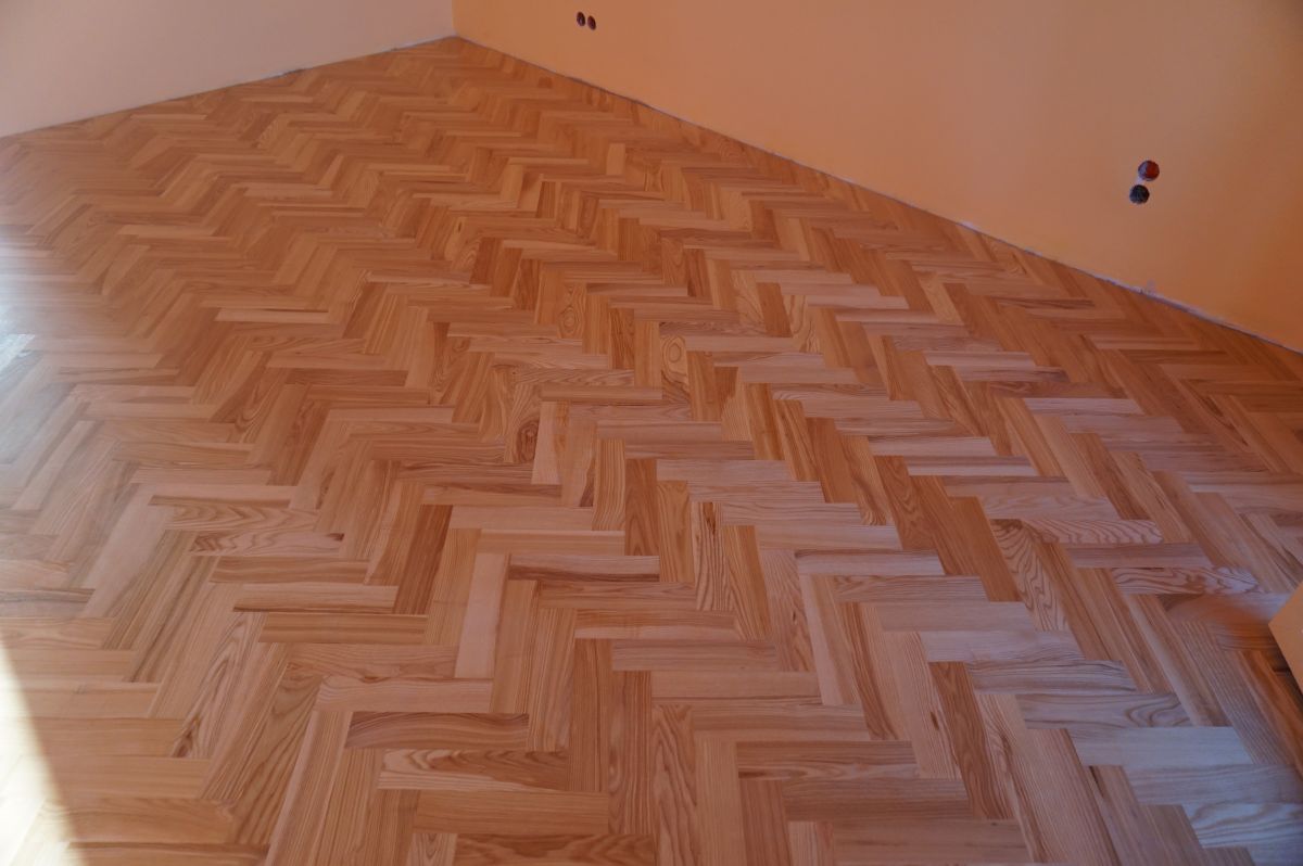 Klasyczna Jodełka Jesionowa