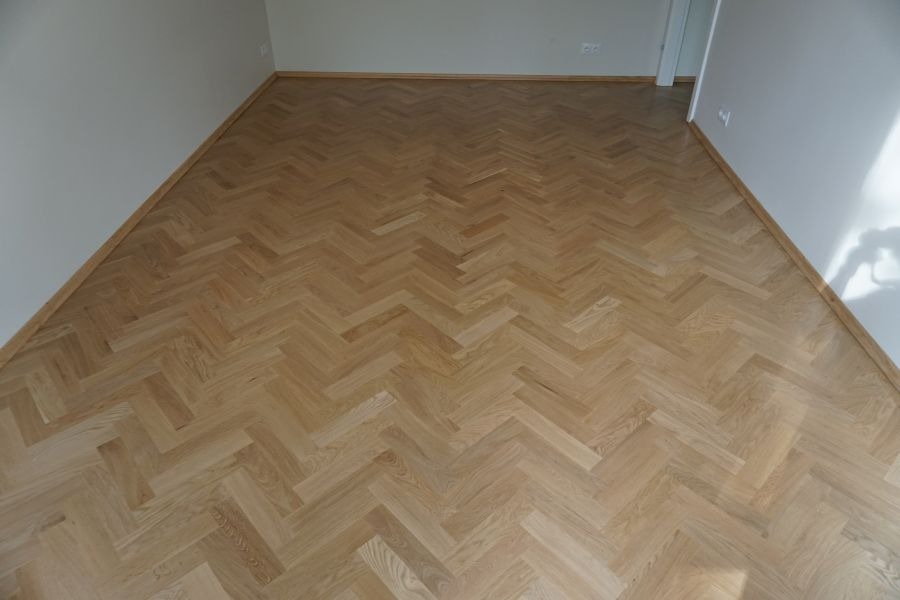 Imgi 19 Parkiet Debowy Ulozony W Tradycyjna Pojedyncza Jodelke 03