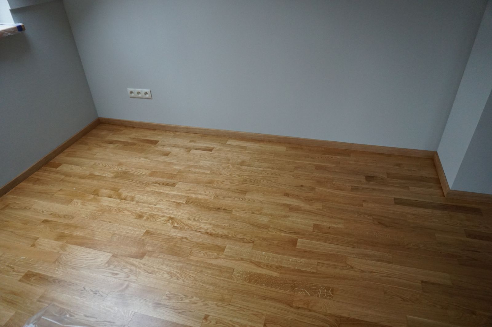 Olej Bezbarwny Na Klepce Debowej 06