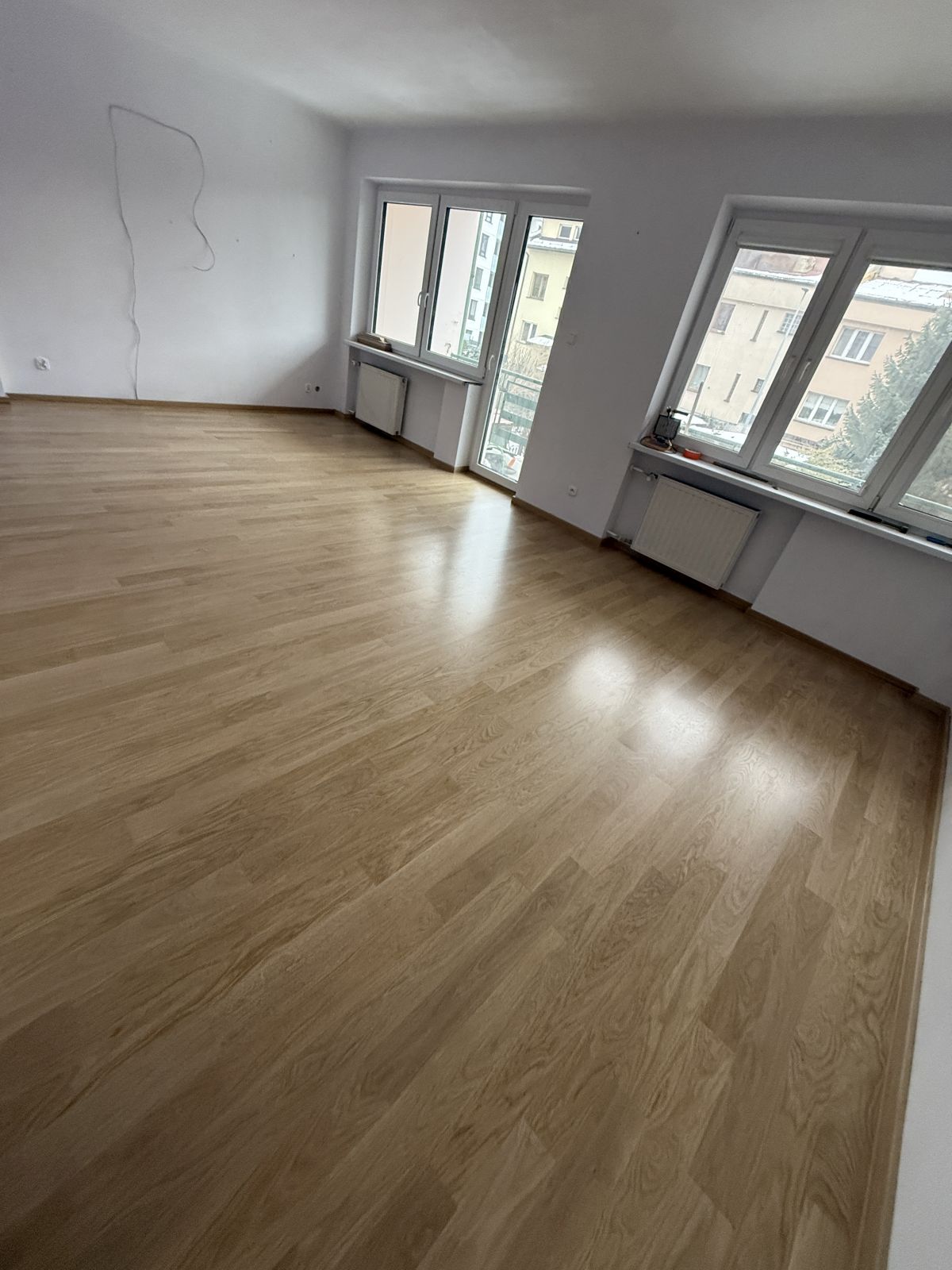 Podloga Debowa Z Litego Drewna 02