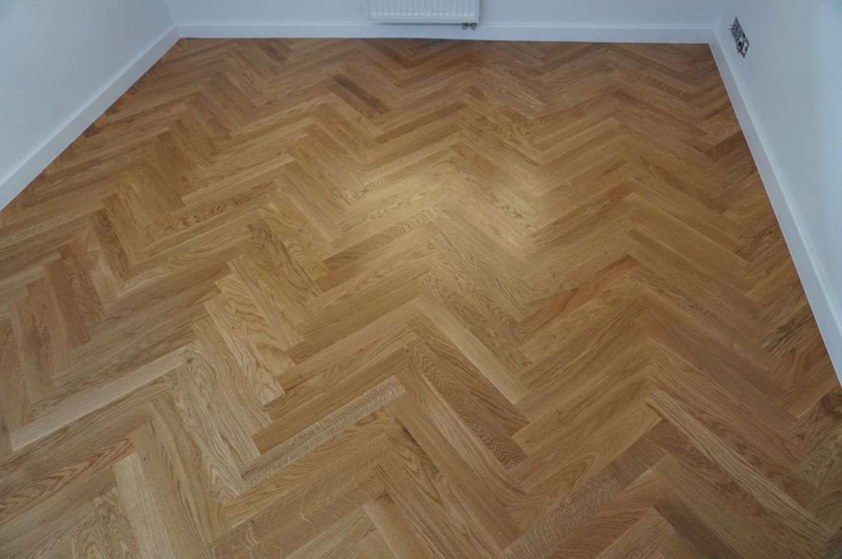 Układanie Parkietu Dębowego