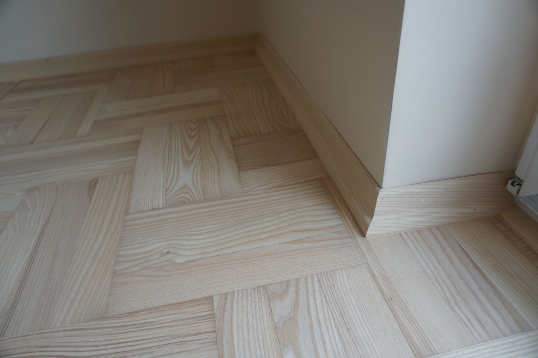 Imgi 18 Ukladanie Parkietu Jesionowego I Podbielenie 04