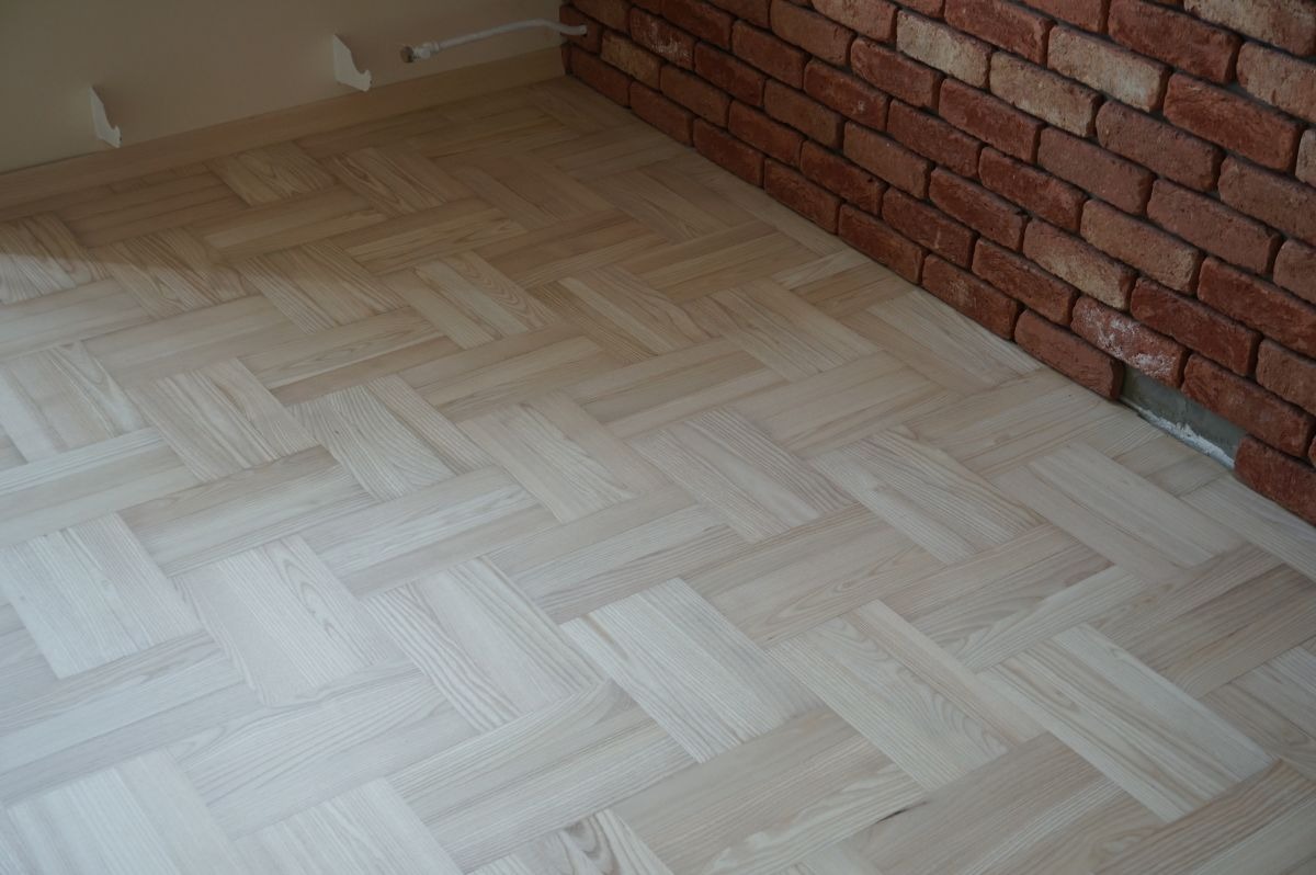 Imgi 20 Ukladanie Parkietu Jesionowego I Podbielenie 06